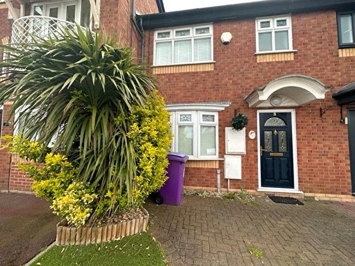 3 Bedroom Terraced House To Rent In Francine Close, Liverpool, L3