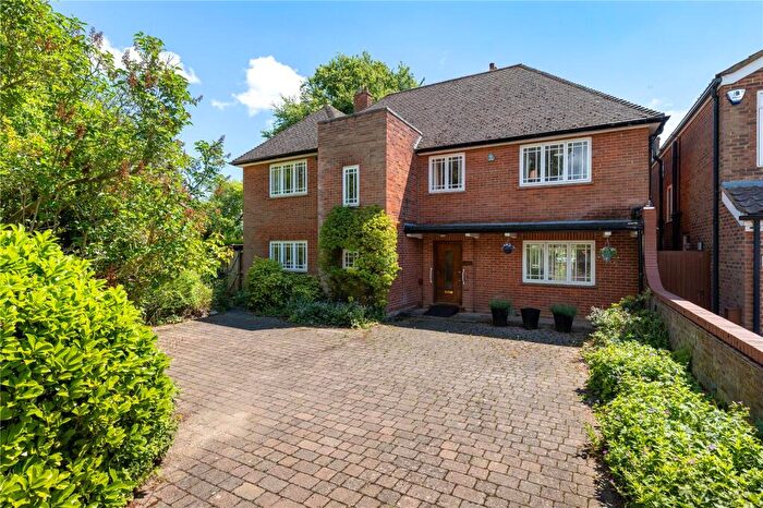 5 Bedroom Detached House For Sale In Holbrook Road, Cambridge, Cambridgeshire, CB1