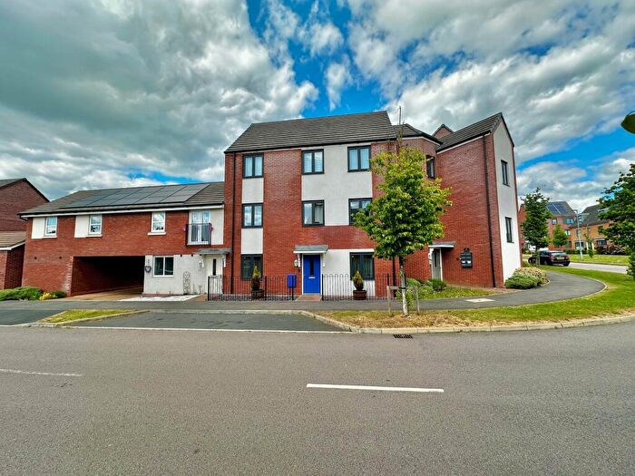 2 Bedroom Maisonette For Sale In Cicero Crescent, Fairfields, MK11