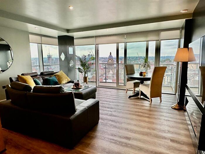 2 Bedroom Apartment To Rent In Apartments, Albion Street, Leeds, K2