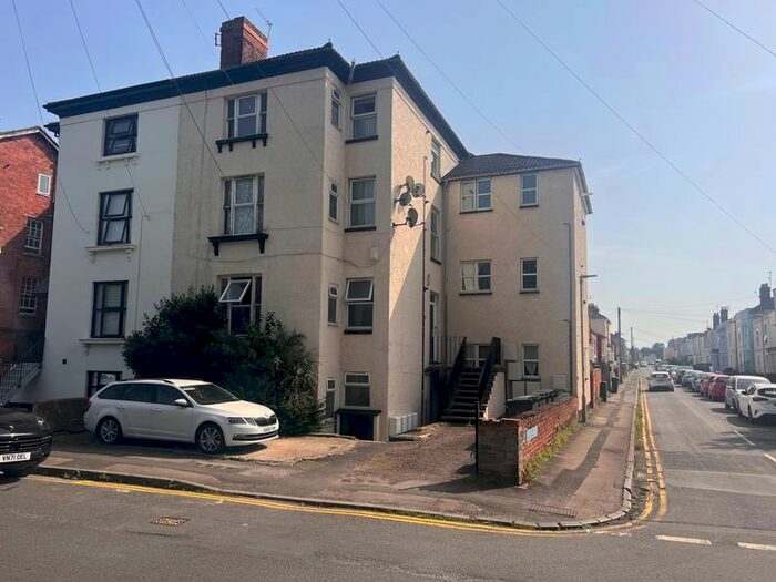1 Bedroom Flat To Rent In Midland Road, Tredworth, Gloucester, GL1