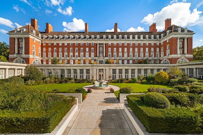 4 Bedroom Flat For Sale In Star Amp; Garter House, Richmond Hill, Richmond, United Kingdom, TW10