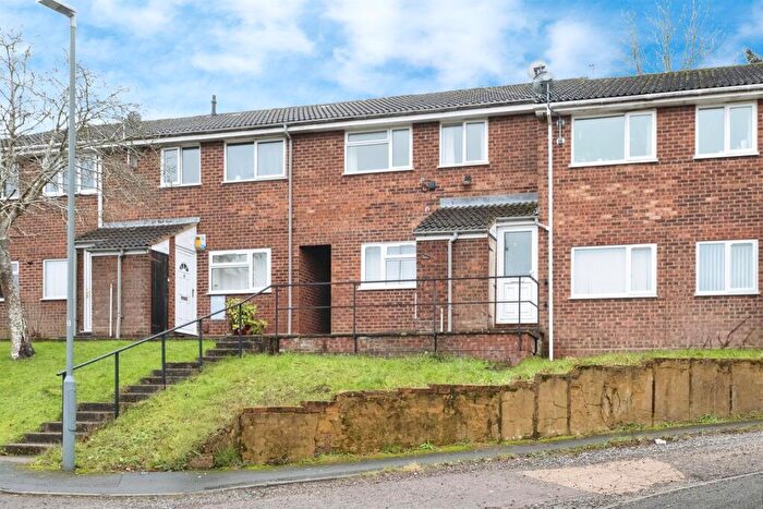 2 Bedroom Maisonette For Sale In Meadow Gardens, Buckingham, MK18