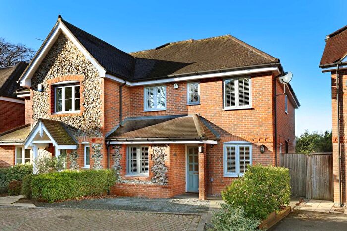 4 Bedroom Semi Detached House For Sale In Gurnells Road, Seer Green, Beaconsfield, Buckinghamshire, HP9
