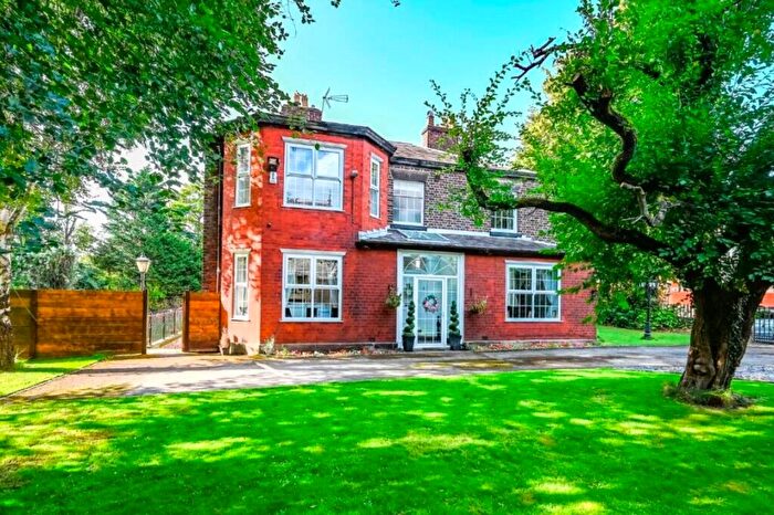 4 Bedroom Detached House For Sale In Damfield Lane, Liverpool, L31