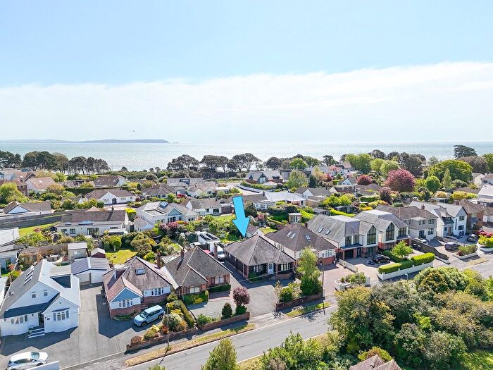 4 Bedroom Detached Bungalow For Sale In Bure Lane, Friars Cliff, Christchurch, BH23