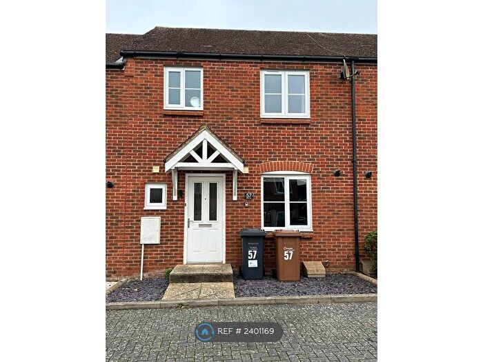 3 Bedroom Semi-Detached House To Rent In Barley Road, Andover, SP11