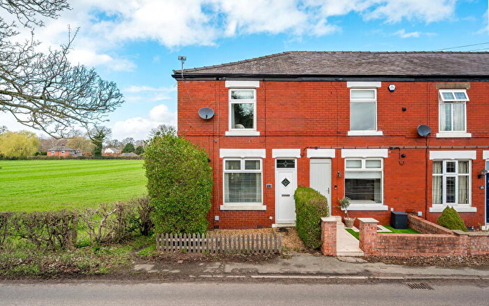 2 Bedroom End Of Terrace House For Sale In Knutsford Road, Alderley Edge, SK9