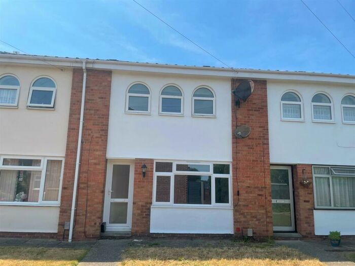3 Bedroom Terraced House To Rent In Lower Higham Road, Gravesend, Kent, DA12