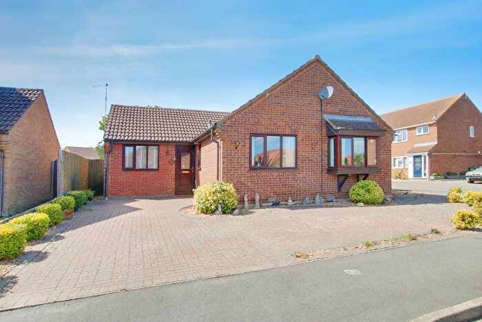 3 Bedroom Detached Bungalow For Sale In Wesley Drive, Chatteris, PE16