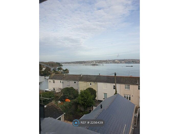 3 Bedroom Maisonette To Rent In Macey Street, Torpoint, PL11