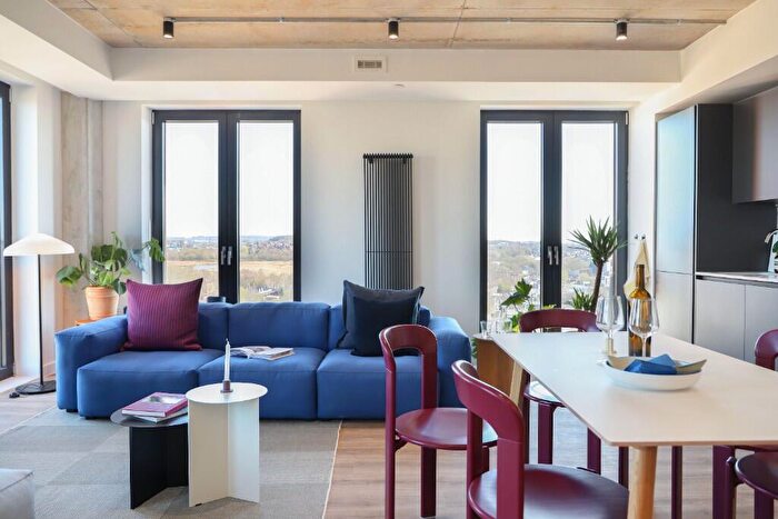 2 Bedroom Apartment To Rent In Glebe Street, Stoke-On-Trent, Staffordshire, ST4