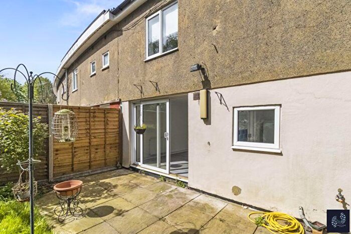 4 Bedroom House To Rent In Northdown Road, Hatfield, AL10