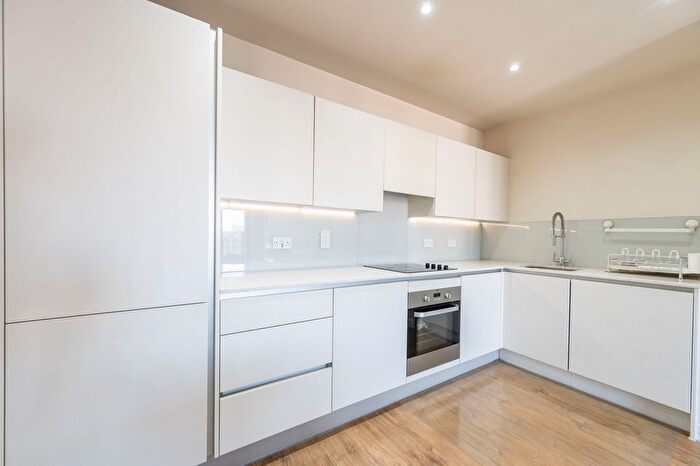 2 Bedroom Flat For Sale In North End Road, Wembley Park, Wembley, HA9