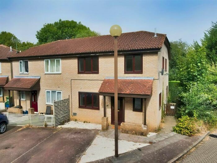 2 Bedroom End Of Terrace House To Rent In Mendelssohn Grove, Browns Wood, Milton Keynes, MK7