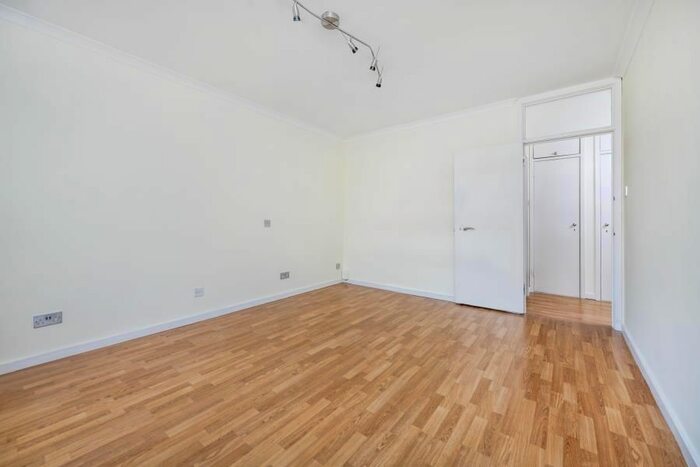 1 Bedroom Flat To Rent In Nottingham Terrace, London, NW1