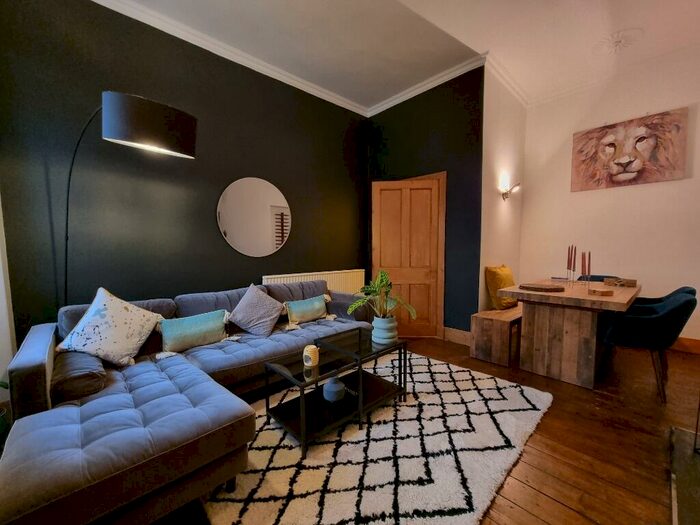 2 Bedroom Flat To Rent In Ferryhill Place, Ferryhill, Aberdeen, AB11