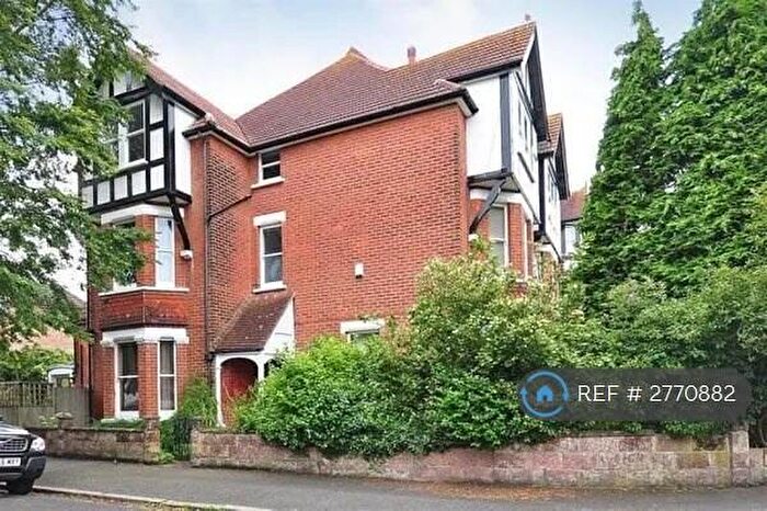 5 Bedroom Semi-Detached House To Rent In St. Johns Church Road, Folkestone, CT19