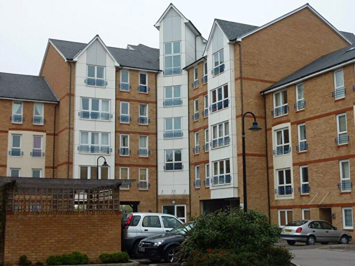 2 Bedroom Apartment To Rent In Fairfield Square, Stuart Road, Gravesend, DA11
