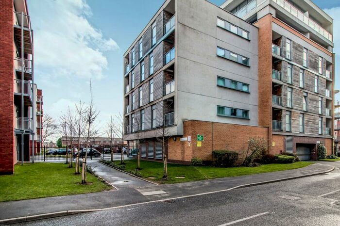2 Bedroom Apartment To Rent In Elmira Way, Salford, M5