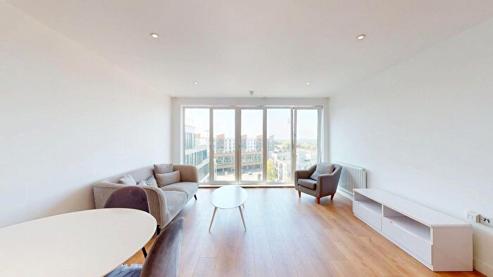 2 Bedroom Flat To Rent In Headstone Road, Harrow, HA1