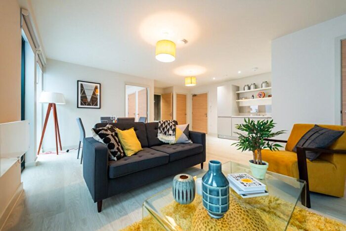 1 Bedroom Apartment To Rent In Ellesmere Street, Manchester, Greater Manchester, M15