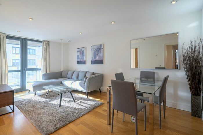3 Bedroom Flat To Rent In Sheldon Square, London, W2