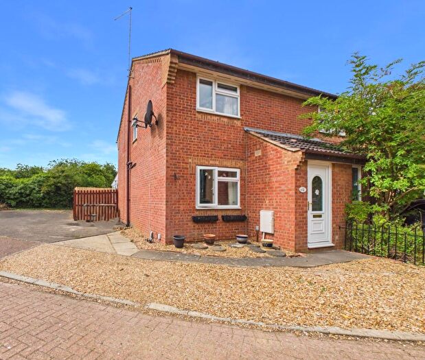 2 Bedroom Semi-Detached House For Sale In Albany Walk, Peterborough, PE2