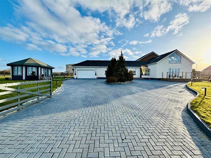 4 Bedroom House For Sale In Muttonhole Road, Hamilton, ML3