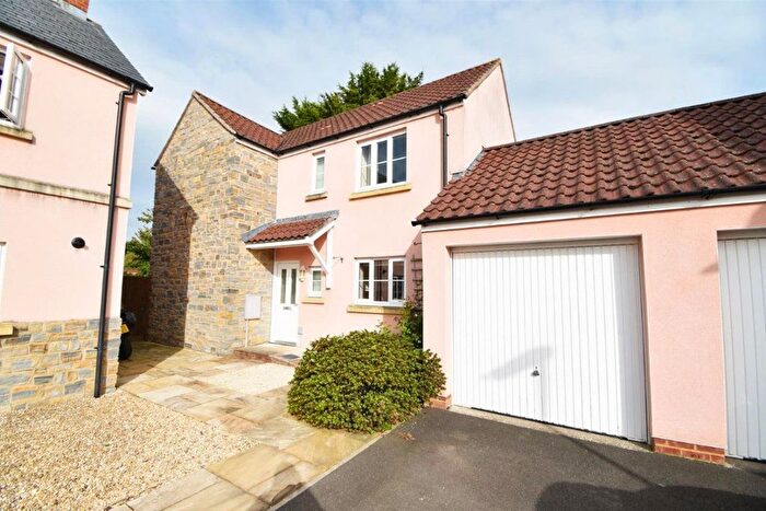 3 Bedroom Property To Rent In Trivetts Way, Bridgewater, TA7