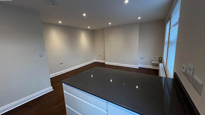 1 Bedroom Flat To Rent In C Limes Grove, London, SE13