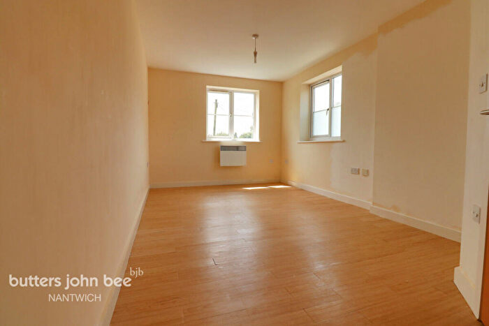 2 Bedroom Apartment For Sale In Barony Road, Nantwich, CW5