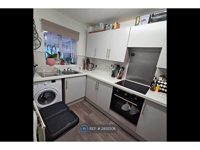 2 Bedroom Terraced House To Rent In Troika Close, Banbury, OX16