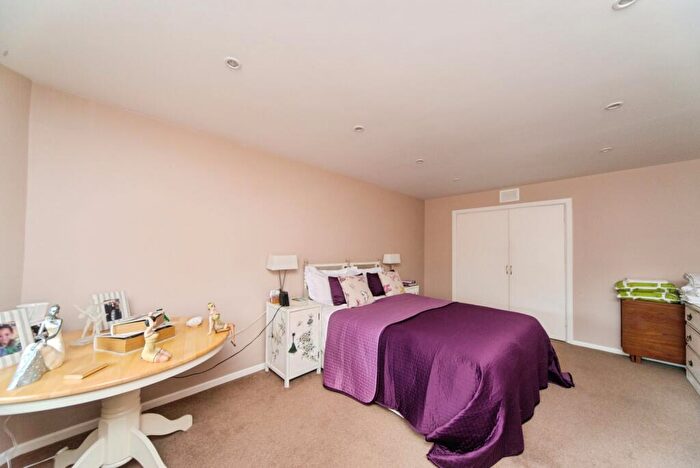 1 Bedroom Flat For Sale In Grasshoppers, The Drive, Hove, East Sussex, BN3
