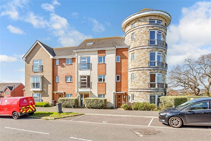 2 Bedroom Flat For Sale In Godric Road, Newport, Isle Of Wight, PO30