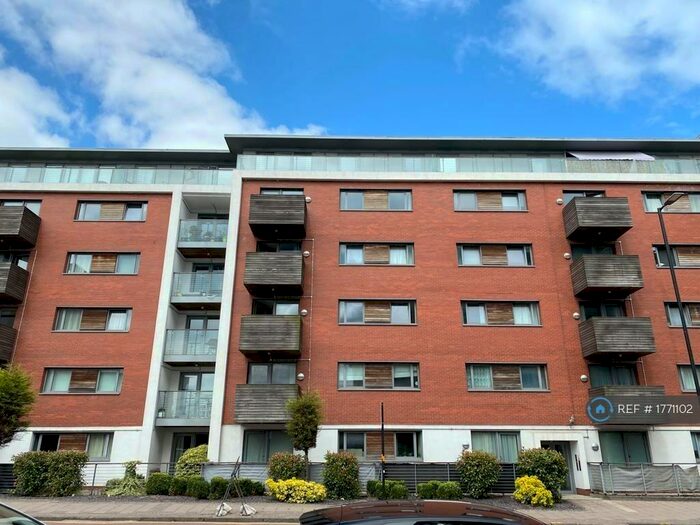 2 Bedroom Flat To Rent In Skyline, Birmingham, B1