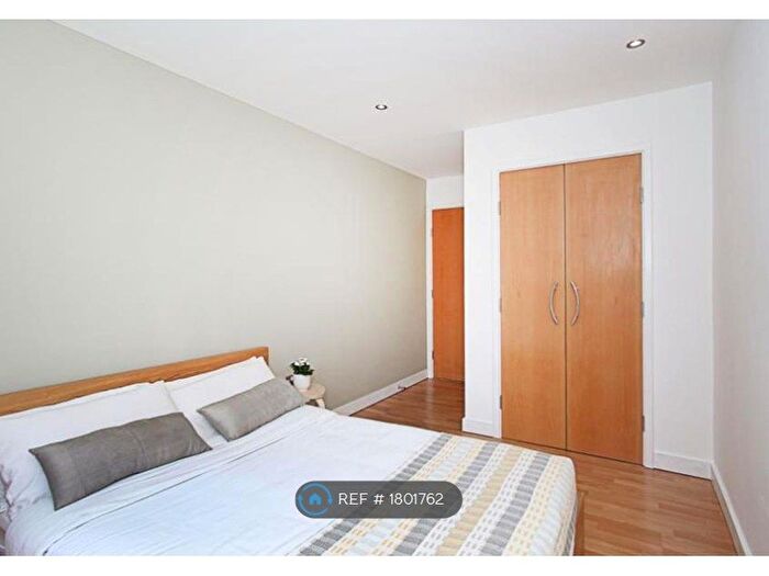 1 Bedroom Flat To Rent In West One, Sheffield, S1