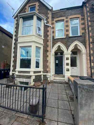 1 Bedroom Flat To Rent In Gordon Road, Cathays, Cardiff CF24