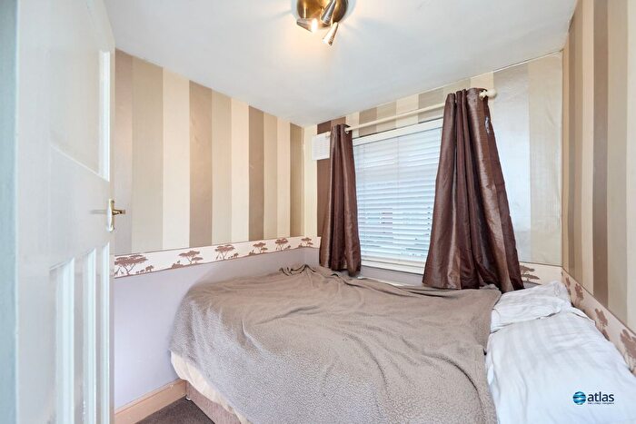 3 Bedroom Terraced House For Sale In Middleton Road, Fairfield, L7