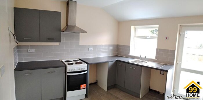 3 Bedroom End Of Terrace House For Sale In Victoria Street, Sutton In Ashfield, Nottinghamshire, NG17