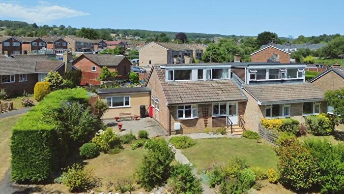 3 Bedroom Semi-Detached Bungalow For Sale In The Stirrup, Cashes Green, Stroud, GL5