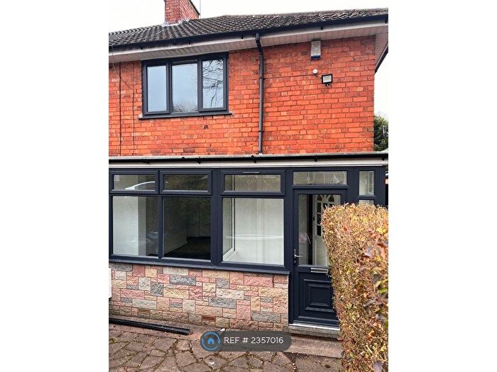 2 Bedroom End Of Terrace House To Rent In Birmingham, Birmingham, B30