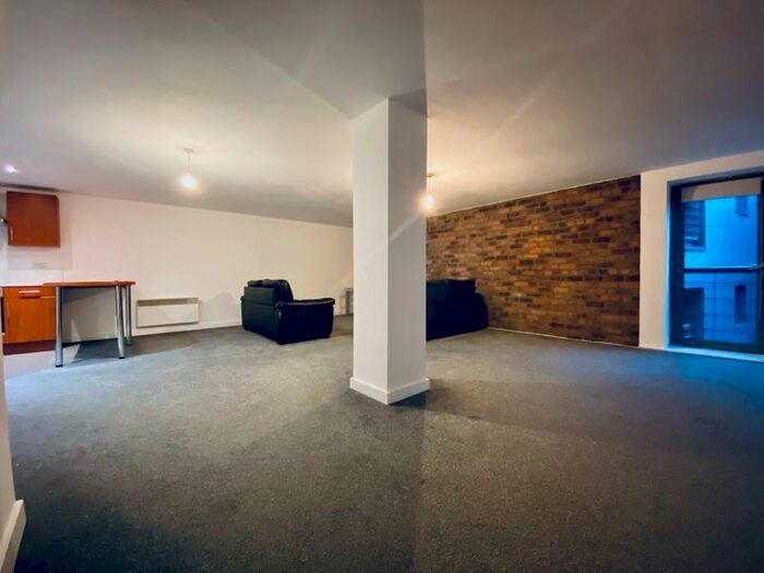 2 Bedroom Flat To Rent In Henry Street, Liverpool, L1