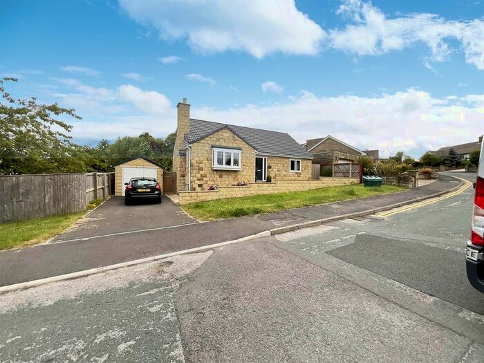 2 Bedroom Detached Bungalow To Rent In Laughton Avenue, Scarborough, YO12