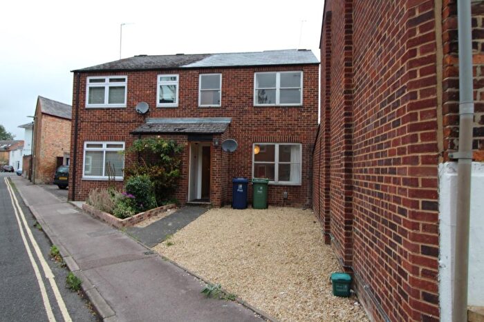 4 Bedroom Semi Detached House To Rent In Nelson Street, Oxford, OX2