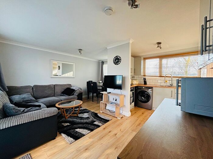 3 Bedroom Chalet For Sale In Belle Aire, Hemsby, NR29