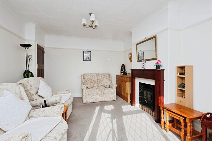 2 Bedroom Semi-Detached Bungalow For Sale In Stoney Lane, Hailsham, BN27
