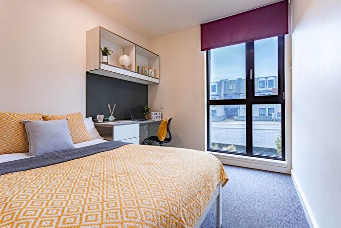 1 Bedroom Flat To Rent In Whitehall Mews, Whitehall Place, Aberdeen, AB25