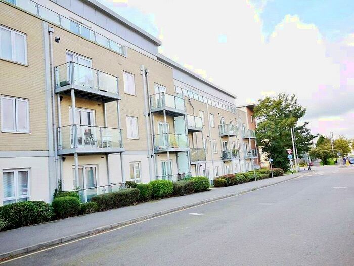 2 Bedroom Apartment To Rent In Brunel House, St James Road, Brentwood, CM14