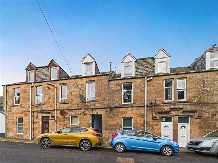 3 Bedroom Maisonette For Sale In Dell Road, Campbeltown, PA28